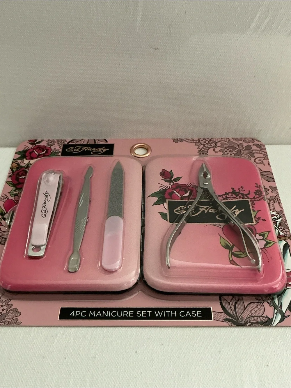 Ed Hardy (4) Ladies (4) Piece Manicure Set with Case.